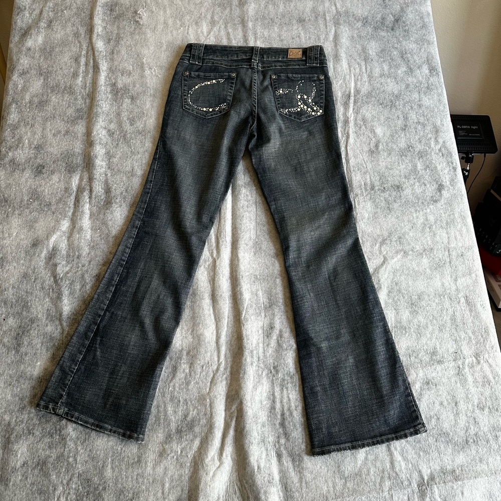 CHIQLE WOMAS DENIM BELL BOTTOMES W RHINESTONES ON BACK POCKETS SZ 11 - Picture 2 of 12